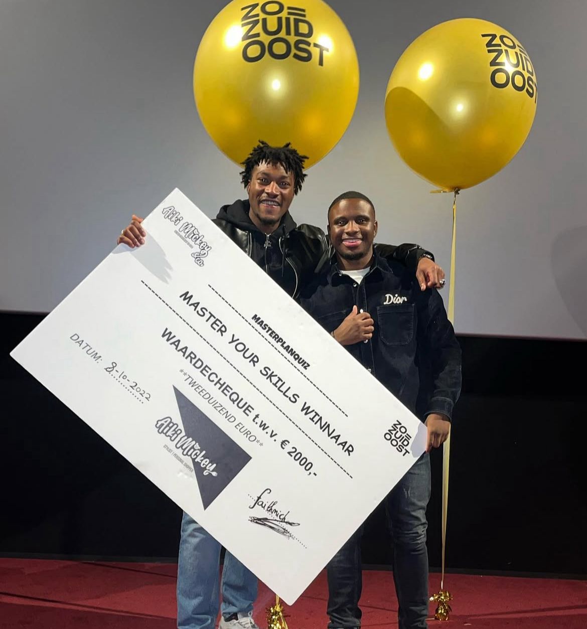 Uitreiking waardebon - Master Your Skills winnaar